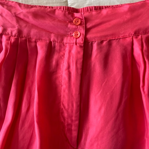 Vintage 80s 90s Silk High Waisted Bright Coral Red Shorts S - Picture 8 of 13